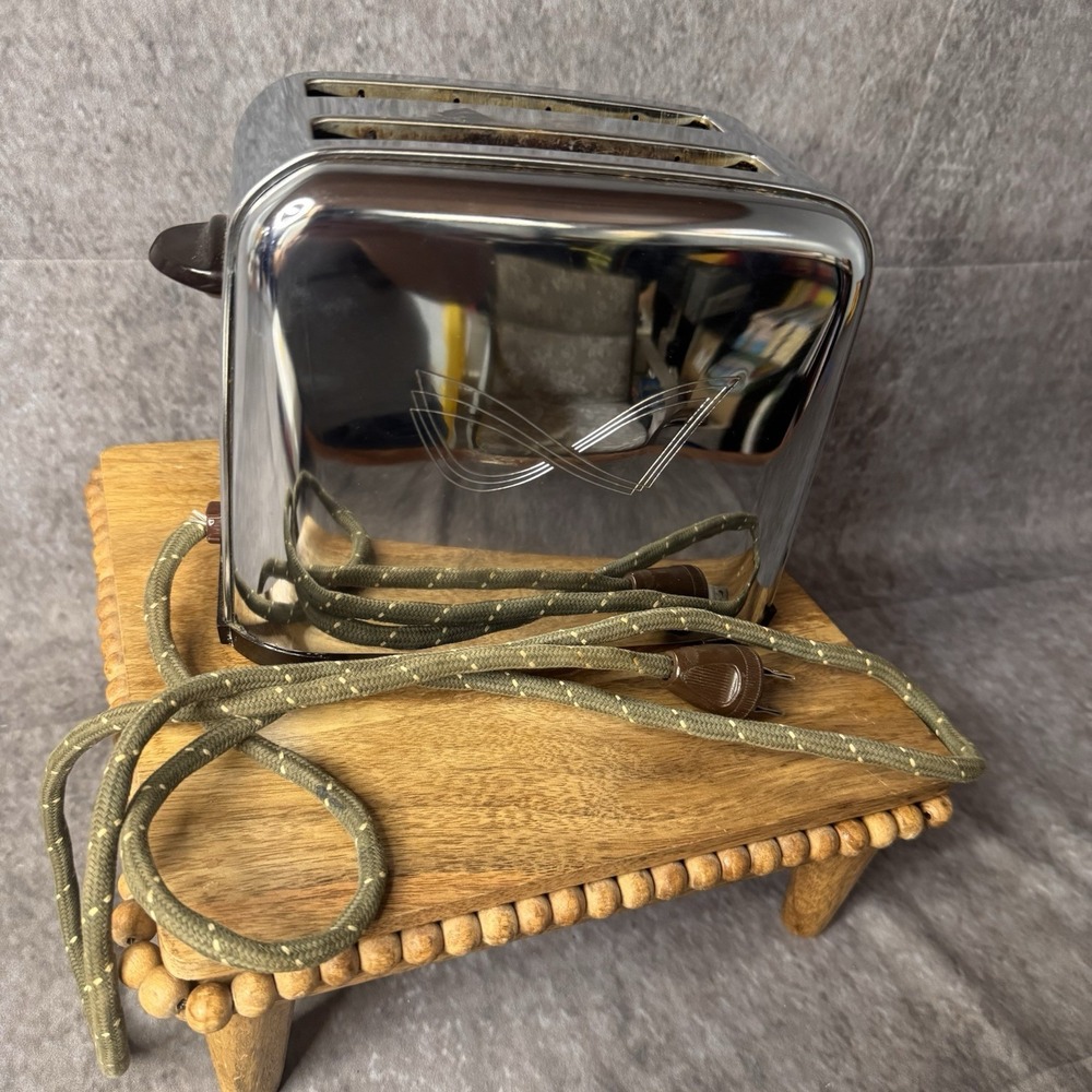 Vintage Sears Roebuck & Co Two Slice Toaster Model No 303.63100 With Cover